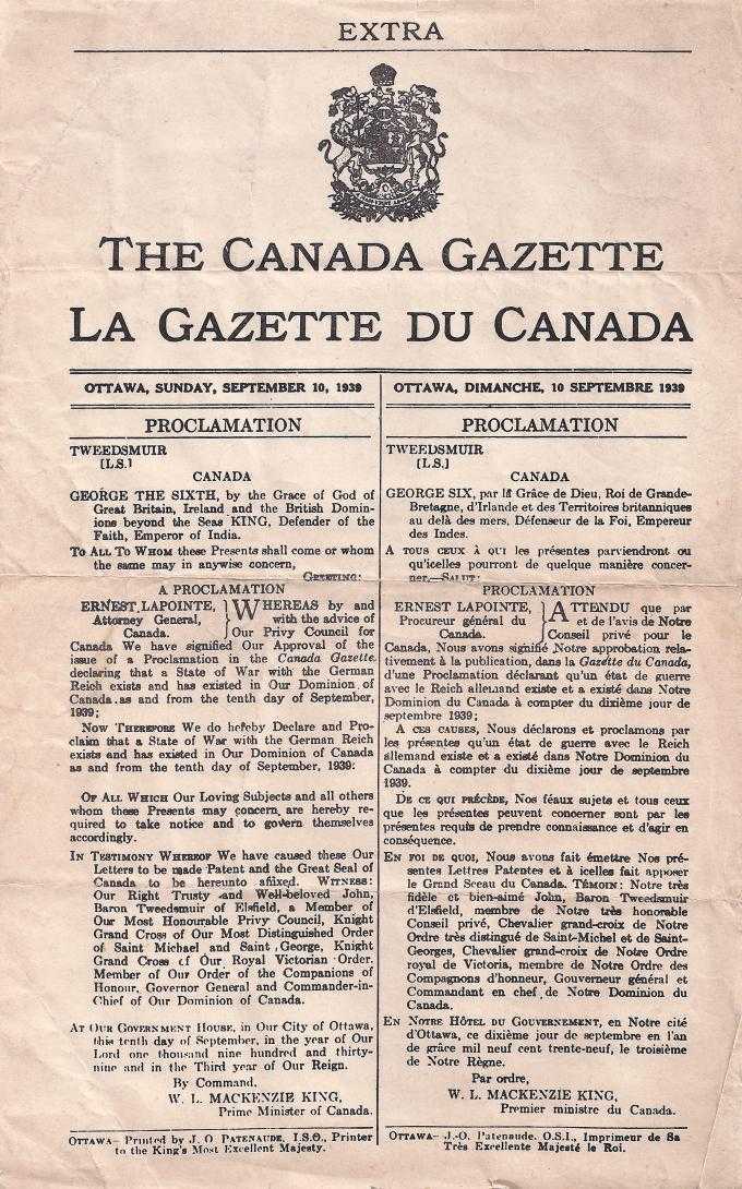 An archival copy of the bilingual declaration in the newspaper.